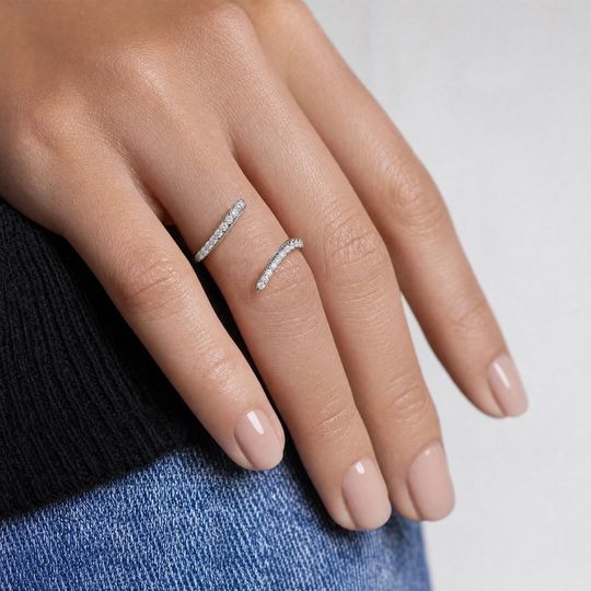 Dakota Hand White Gold