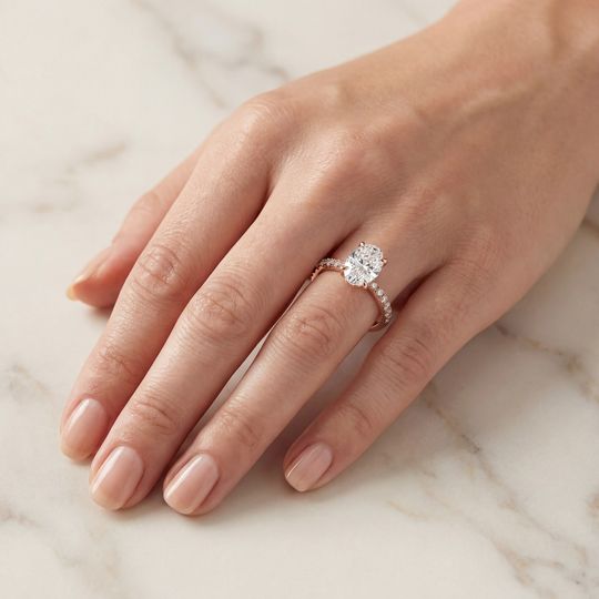 Valentine Oval Rose Onhand