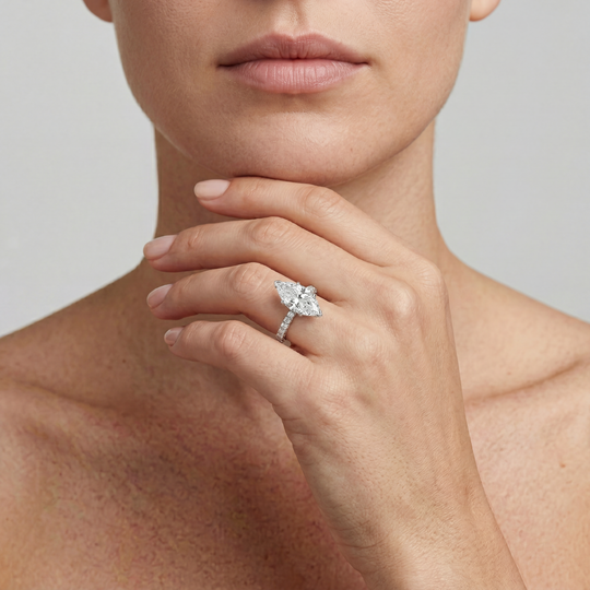 Sorelle Marquise White Onmodel