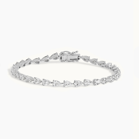 Pear Tennis Lab Yg Edit (1)