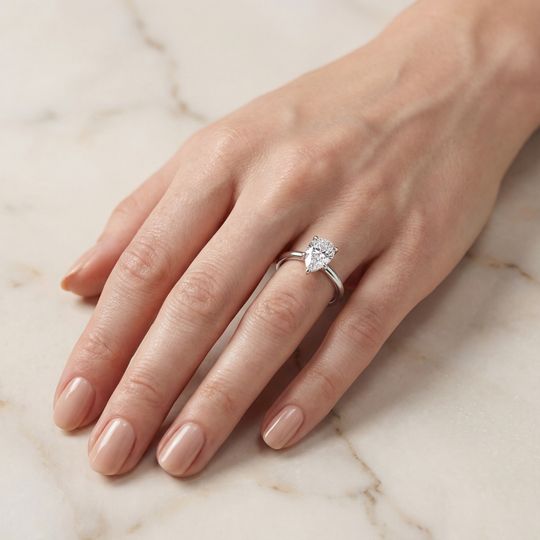 Valentine Pear White Onhand