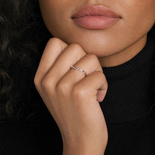 Shaped Pirouette Rose Chin