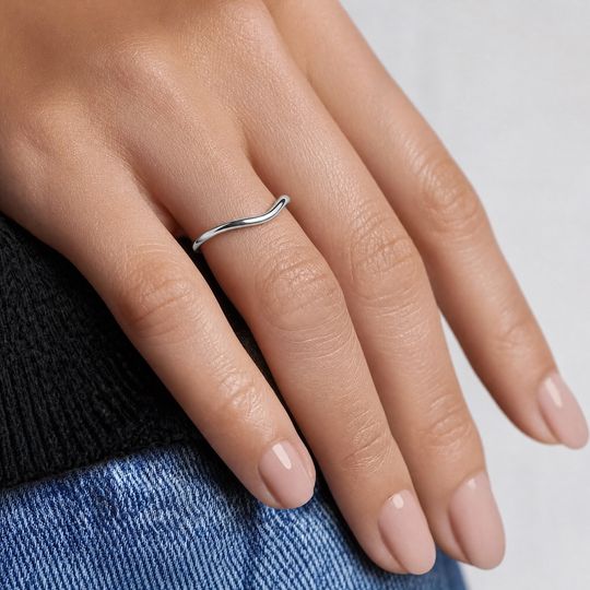 Shaped Curve Plain White Hand