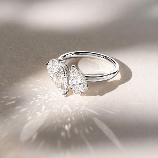 Toi Et Moi Pear Diamond Ring Platinum 04