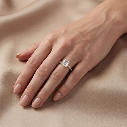 Valentine Asscher Yellow Onhand