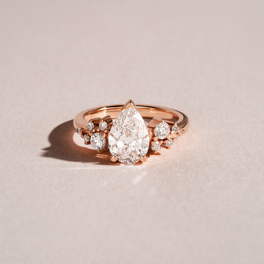 Flora Savannah Pear Rg