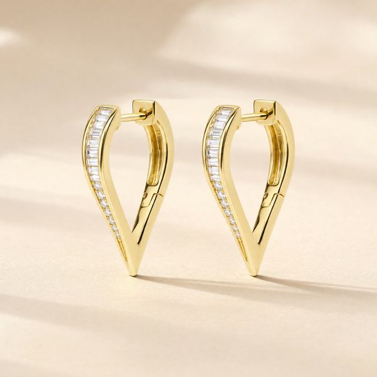 Glacier Diamond Earrings Yellow Gold Lifestyle