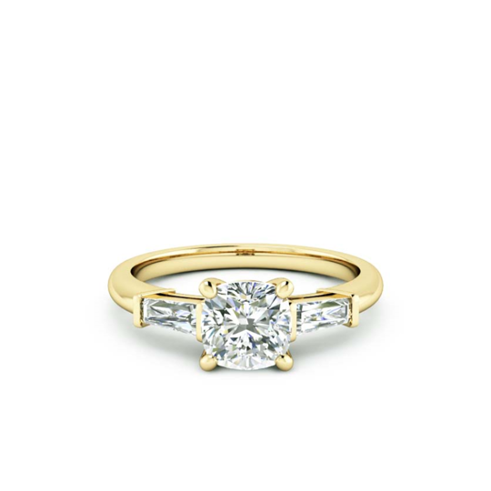 BAGUETTE-THREE-DIAMOND-RING-7103.jpg