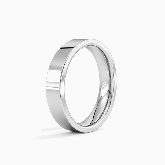 Womens 4Mm Heavy Weight Flat Court Wedding Ring White Gold Standing
