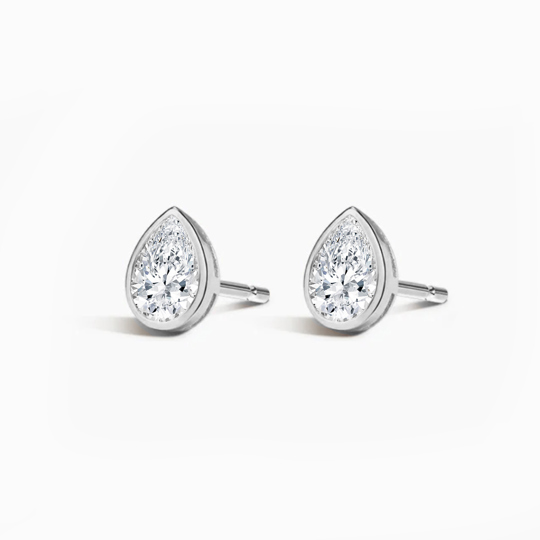 Pear Bez Stud Plat Side