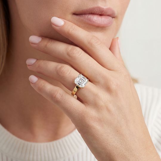 Delta Asscher Yellow On Hand
