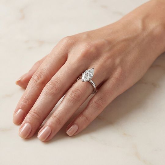 Viva Marquise White Onhand