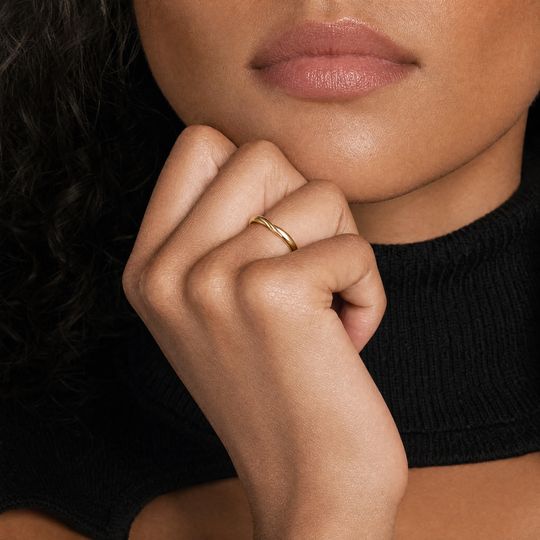 Shaped Unity Plain Yellow Chin