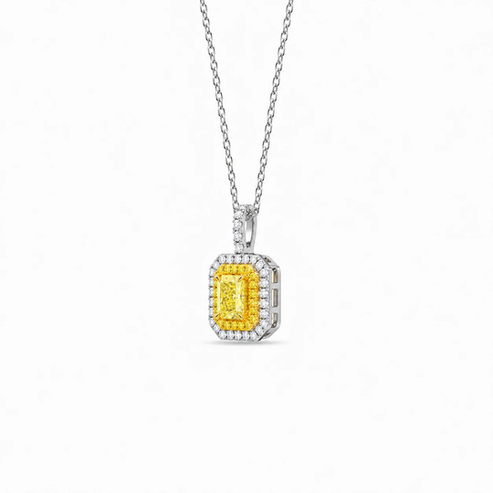 Radiance White Gold Three Quarter