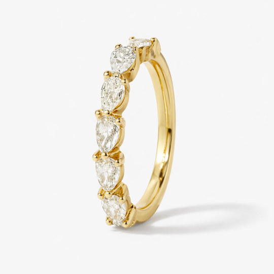 Sky Standing Side Yg