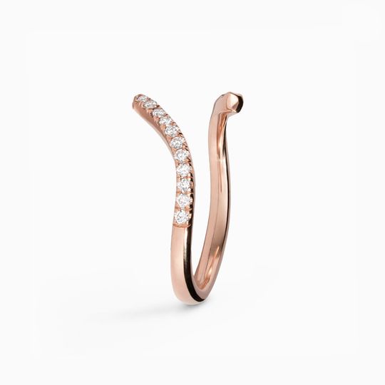 Dakota Shaped Wedding Ring Upright Rg