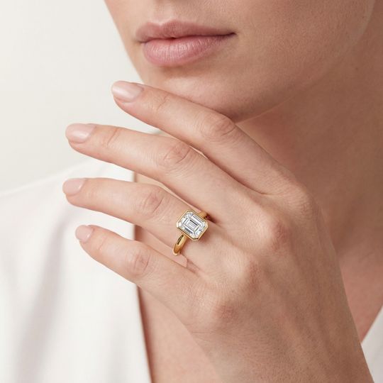 Erica Asscher Yellow Onmodel