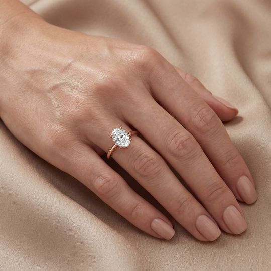 Valentine Oval Rose Onhand