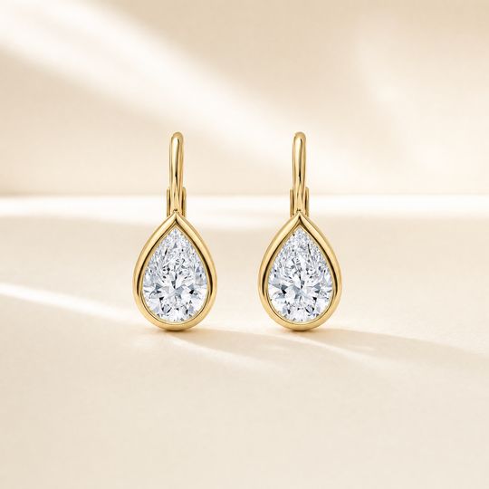 Droplet Pear Diamond Earrings Yellow Gold Lifestyle